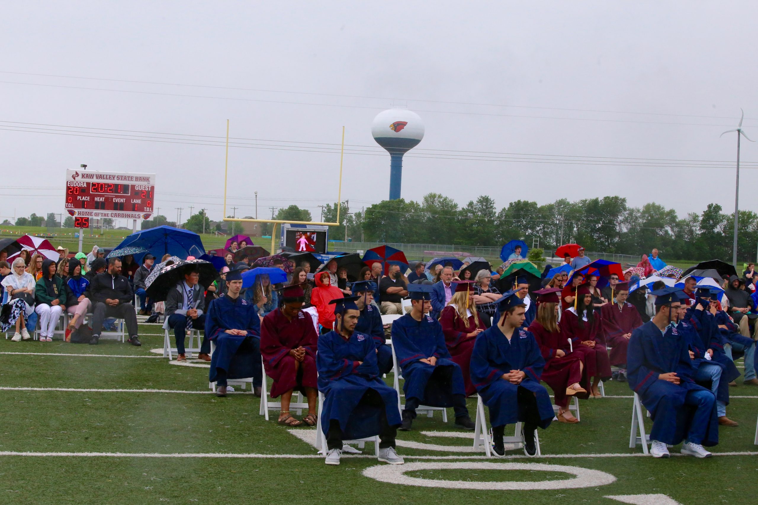 Photo gallery 2021 graduates celebrate in Eudora, Baldwin News, Sports, Jobs Lawrence